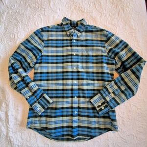 L.L. Bean Signature men's Medium slim plaid flannel shirt 1 pocket ID#283945 EUC
